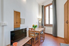 San Lorenzo Apartments