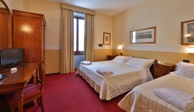iH Hotels Firenze Select