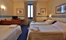 iH Hotels Firenze Select