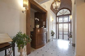 Serristori Palace