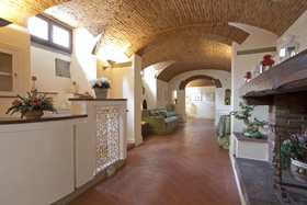 Serristori Palace