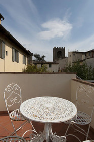 Serristori Palace