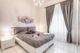 Signoria Elegant Apartment