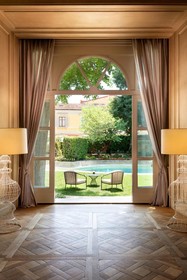 Sina Villa Medici, Autograph Collection