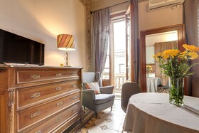 Sleep Tight Florence