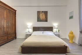 Sleep Tight Florence