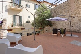 Sleep Tight Florence