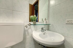 Sleep Tight Florence