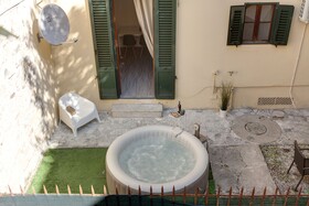 Sleep Tight Florence