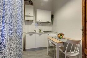 Sleep Tight Florence