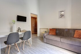 Sleep Tight Florence