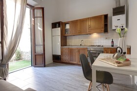 Sleep Tight Florence