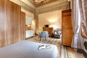 Sleep Tight Florence