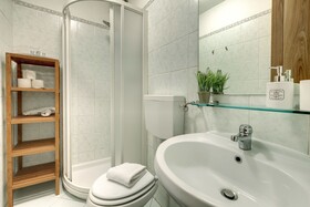 Sleep Tight Florence