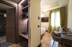 Solo Experience Hotel