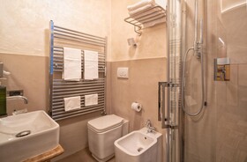 Solo Experience Hotel