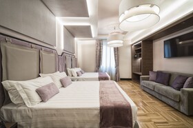 Solo Experience Hotel