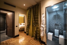 Solo Experience Hotel