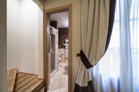 Solo Experience Hotel