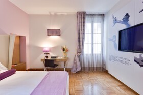 Solo Experience Hotel