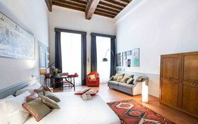 Soprarno Suites