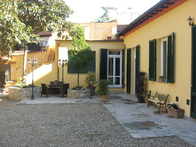 SunHouse Guest House