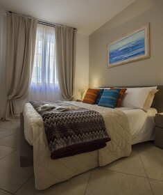 The Golden House Florence Suite