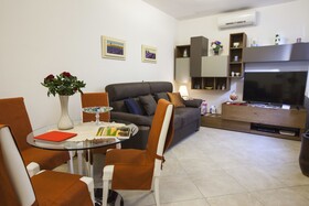 The Golden House Florence Suite