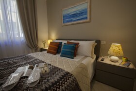 The Golden House Florence Suite