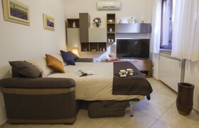 The Golden House Florence Suite