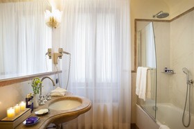 IL Tornabuoni Hotel, The Unbound Collection by Hyatt