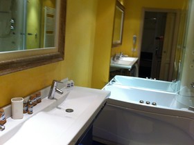 Tornabuoni La Petite Suite