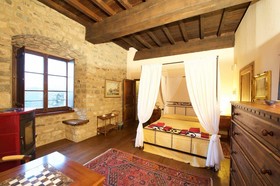 Castello dell Aquila