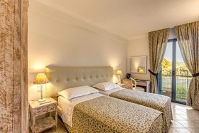 Hotel Villa Cesi