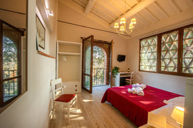 Villa Norcenni Aparthotel