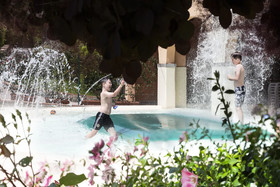 Villa Norcenni Aparthotel