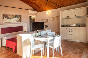 Villa Norcenni Aparthotel