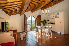 Villa Norcenni Aparthotel