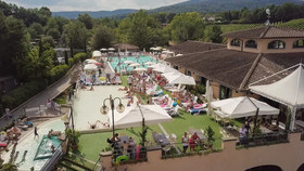 Villa Norcenni Aparthotel