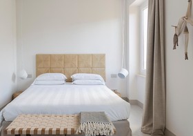 La Guardia Hotel