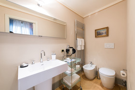 15 Santori Luxury Home