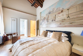 15 Santori Luxury Home