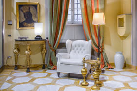 15 Santori Luxury Home