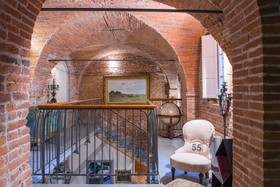 15 Santori Luxury Home