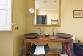 15 Santori Luxury Home