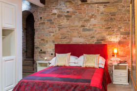 15 Santori Luxury Home