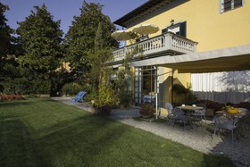 Al Porto Di Lucca