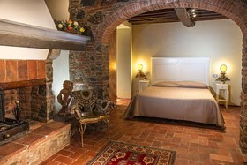 Castello di Mammoli