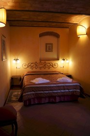 La Tosca Rooms