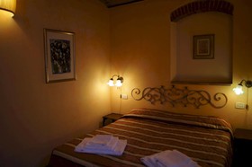 La Tosca Rooms